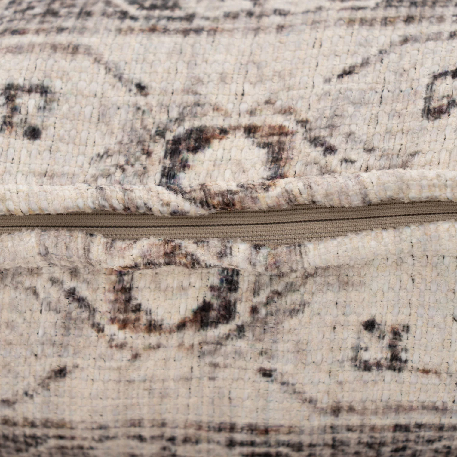 Vintage Ivory Cushion Cover - Image 9