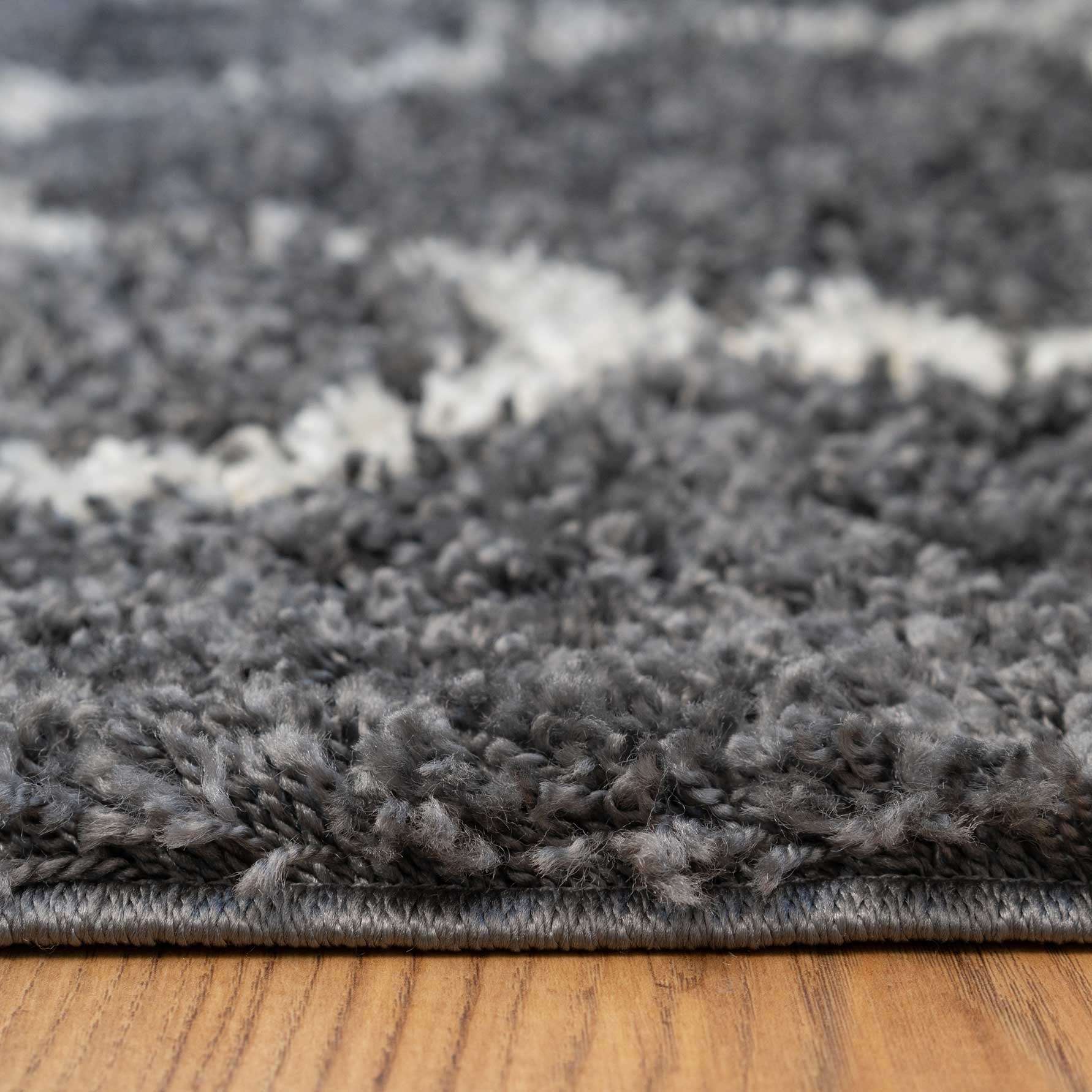 Grey Moroccan Trellis Shaggy Rug - Image 4