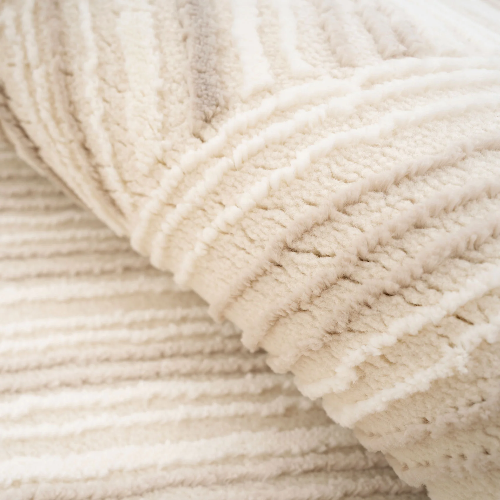 Luxury Art Deco Grey Runner - Rise - Image 7