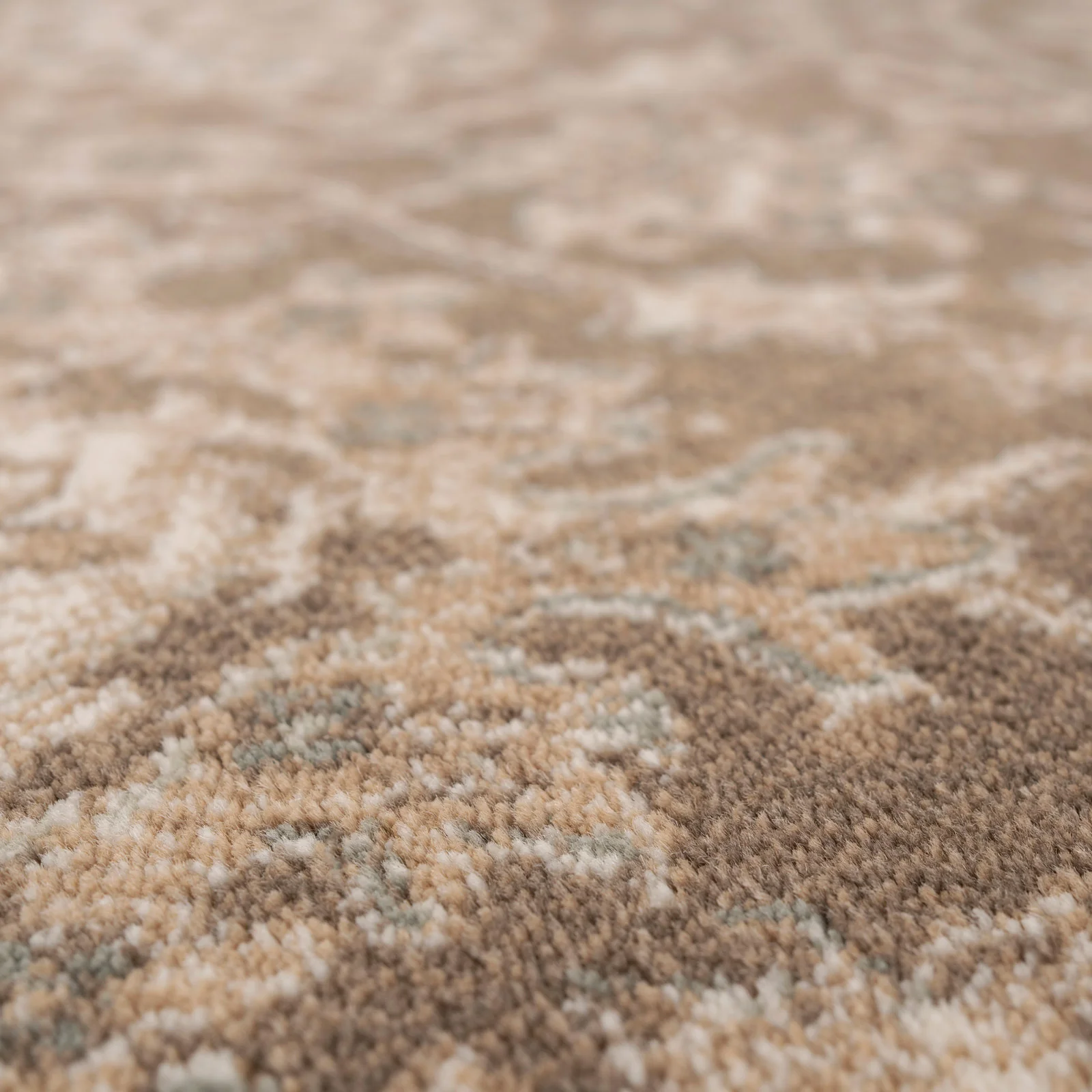 Plush Traditional Brown Rug - Sarina - Image 10