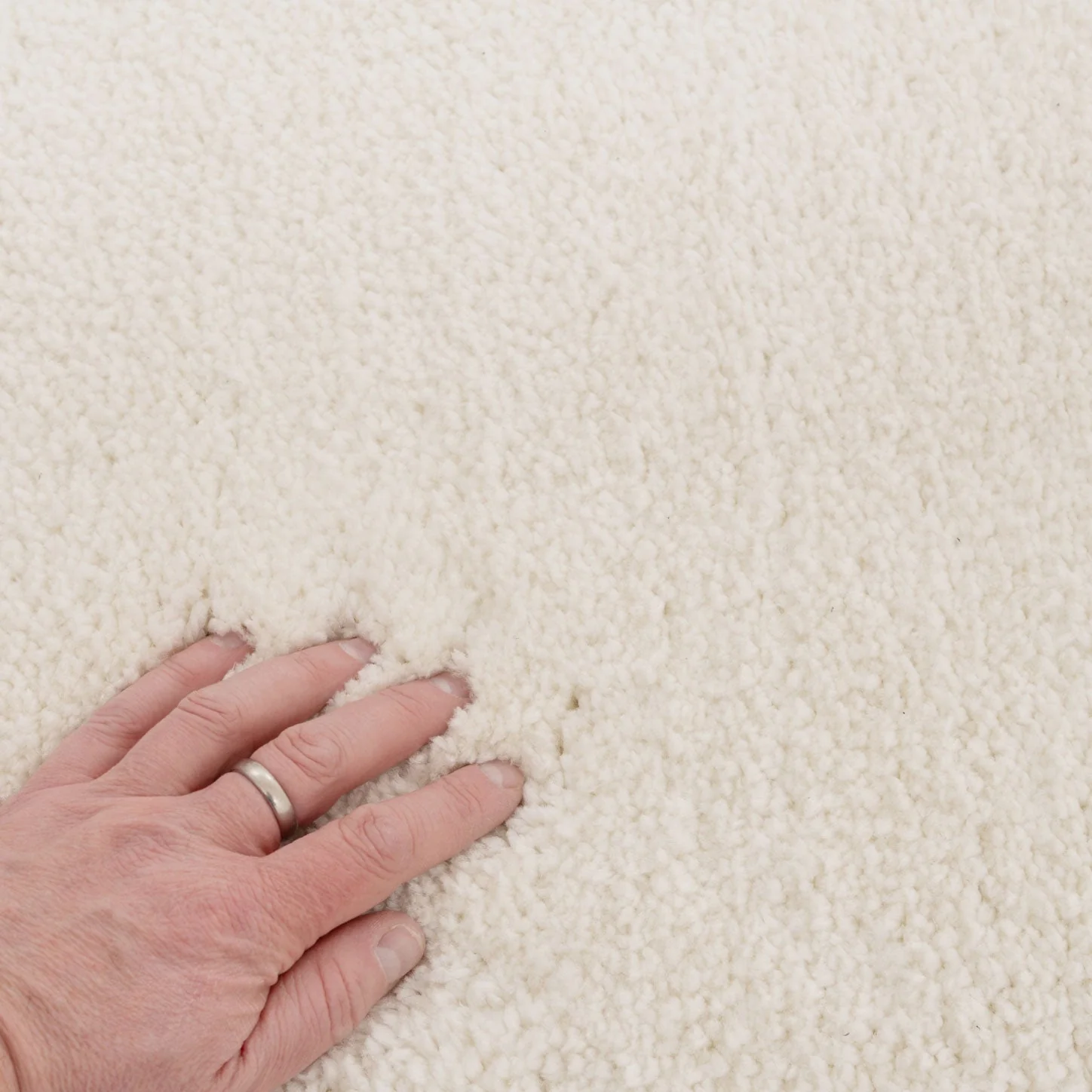 Premium Cream Shaggy Circle Rug - Lace - Image 7