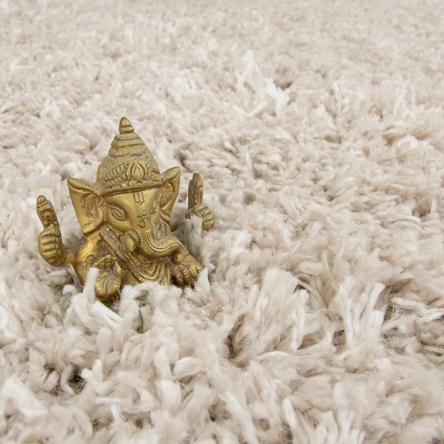 Soft Everyday Light Beige Shaggy Runner Rug - Image 3