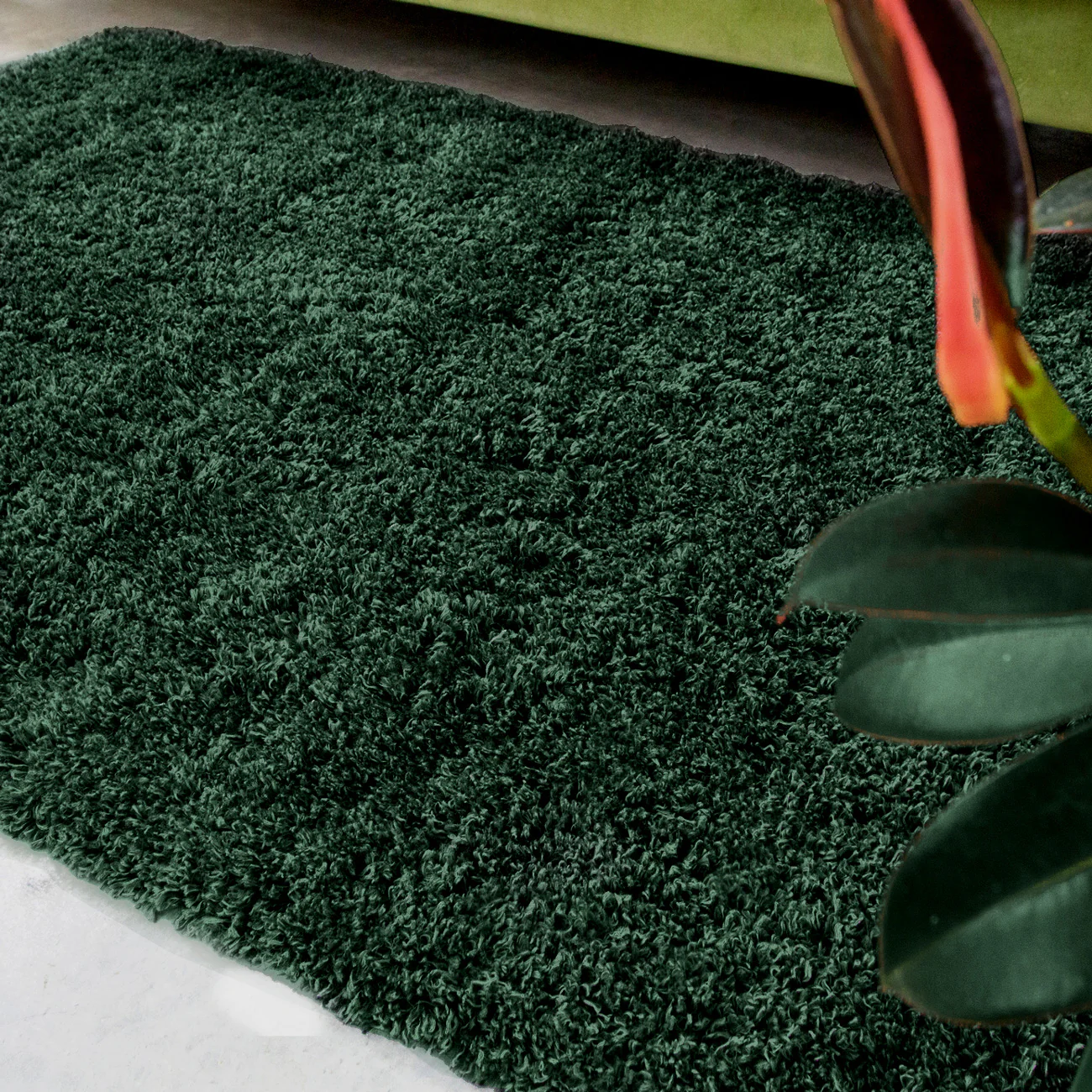 Soft Everyday Dark Green Shaggy Rug - Image 6